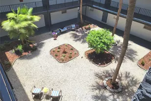 2800 Somerset Unit, Lauderdale Lakes, FL 33311 - Photo 10