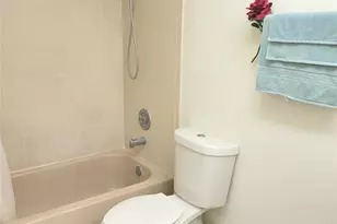 2800 Somerset Unit, Lauderdale Lakes, FL 33311 - Photo 8