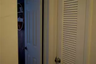 11150 Peachtree Dr, Miami, FL 33161 - Photo 24