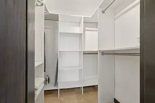 5601 Collins Ave, Miami Beach, FL 33140 - Photo 16