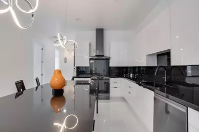 2962 NW 10th Court, Fort Lauderdale, FL 33311 - Photo 8