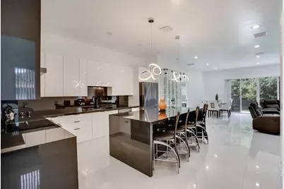 2962 NW 10th Court, Fort Lauderdale, FL 33311 - Photo 4