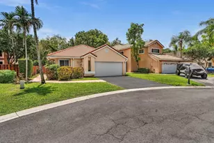 10180 NW 5th St, Plantation, FL 33324 - Photo 4