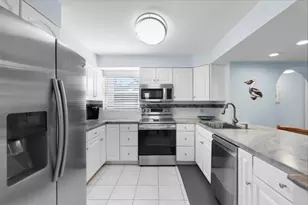 1998 W Overseas Hwy Unit, Marathon, FL 33050 - Photo 10