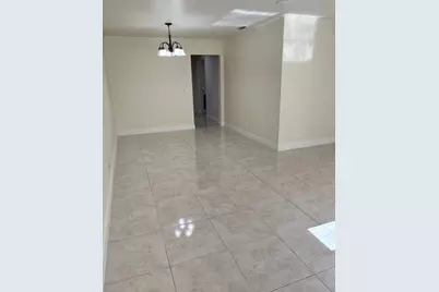 212 NE 9th Avenue #1, Deerfield Beach, FL 33441 - Photo 4