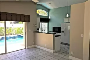 9821 Red Heart Ln, Tamarac, FL 33321 - Photo 8