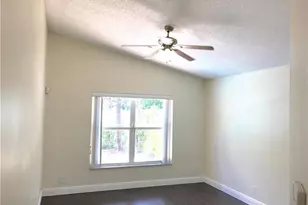 9821 Red Heart Ln, Tamarac, FL 33321 - Photo 18