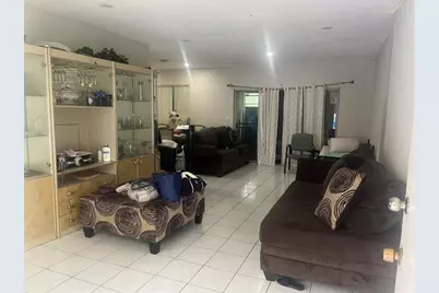 427 NE 160th Street, Miami, FL 33162 - Photo 14