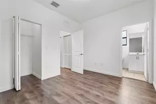 340 NE 208th Terrace, Miami, FL 33179 - Photo 10