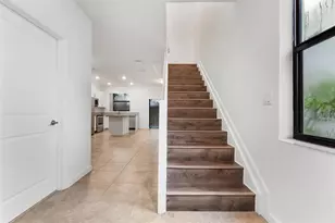 340 NE 208th Terrace, Miami, FL 33179 - Photo 30