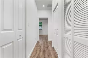 340 NE 208th Terrace, Miami, FL 33179 - Photo 12