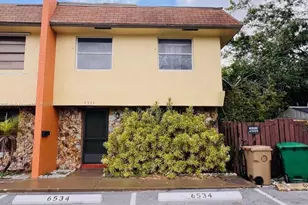 6534 SW 41st St, Davie, FL 33314 - Photo 1