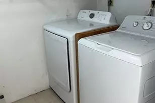 4000 Crystal Lake Dr, Pompano Beach, FL 33064 - Photo 24