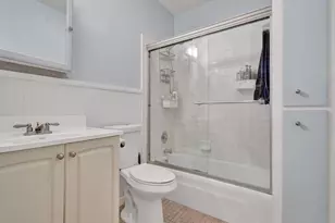 2250 NE 66th St, Fort Lauderdale, FL 33308 - Photo 6