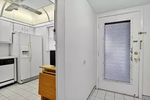 3170 Holiday Springs Blvd, Pompano Beach, FL 33063 - Photo 2