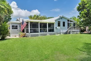 30461 Poinciana Rd, Big Pine Key, FL 33043 - Photo 6