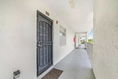 3000 NW 48th Terrace #423, Fort Lauderdale, FL 33313 - Photo 6