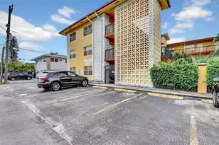 744 NE 14th Ave, Fort Lauderdale, FL 33304 - Photo 8