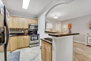 744 NE 14th Ave, Fort Lauderdale, FL 33304 - Photo 18