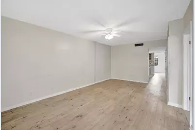 917 NE 16th Avenue #7, Fort Lauderdale, FL 33304 - Photo 2