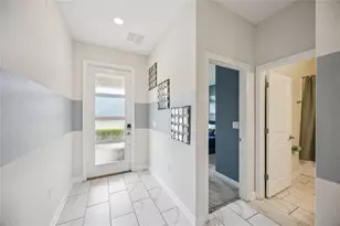 8944 Cabot Cliffs Dr, Davenport, FL 33896 - Photo 4