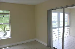 4240 NW 21st St, Lauderhill, FL 33313 - Photo 6
