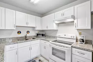 2171 SW 90th Ave, Davie, FL 33324 - Photo 10