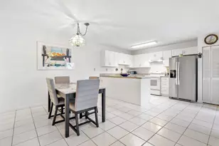 2171 SW 90th Ave, Davie, FL 33324 - Photo 12