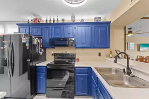 5836 Coral Lake Dr, Margate, FL 33063 - Photo 2