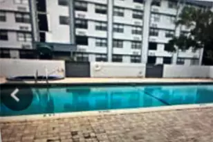 2701 Riverside Dr, Coral Springs, FL 33065 - Photo 2