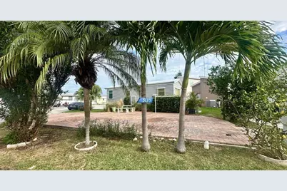 305 Nettles Boulevard, Jensen Beach, FL 34957 - Photo 2