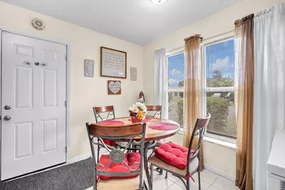 6104 Rainbow Circle, Greenacres, FL 33463 - Photo 14