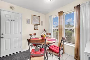 6104 Rainbow Cir, Greenacres, FL 33463 - Photo 14