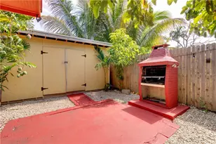 1870 NW 19th St, Miami, FL 33125 - Photo 18