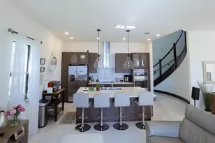 15934 NW 87th Ct, Miami Lakes, FL 33018 - Photo 10