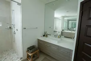 15934 NW 87th Ct, Miami Lakes, FL 33018 - Photo 24