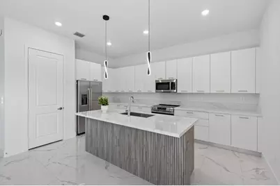 4421 SW 123rd Lane, Davie, FL 33330 - Photo 10