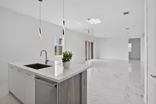 4421 SW 123rd Ln, Davie, FL 33330 - Photo 14