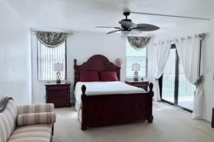 2112 S Cypress Bend Dr, Pompano Beach, FL 33069 - Photo 8