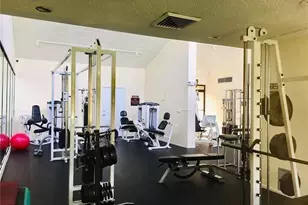 2112 S Cypress Bend Dr, Pompano Beach, FL 33069 - Photo 34