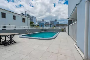 6855 Abbott Ave, Miami Beach, FL 33141 - Photo 20