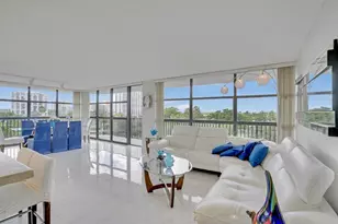 600 Parkview Dr, Hallandale Beach, FL 33009 - Photo 8