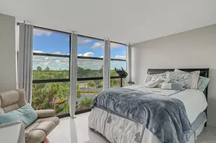 600 Parkview Dr, Hallandale Beach, FL 33009 - Photo 24