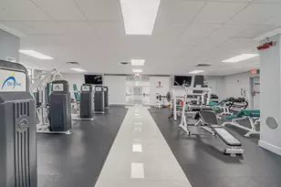 600 Parkview Dr, Hallandale Beach, FL 33009 - Photo 36