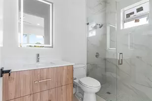 171 SE 4th Ct, Pompano Beach, FL 33060 - Photo 18