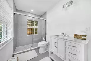 814 SE 14th Ct, Fort Lauderdale, FL 33316 - Photo 22