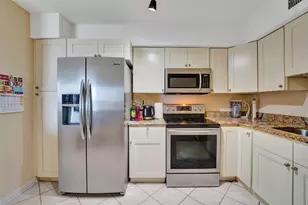 3530 Mystic Pointe Dr, Aventura, FL 33180 - Photo 6