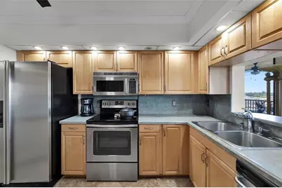 105 Lake Emerald Drive #711, Fort Lauderdale, FL 33309 - Photo 16