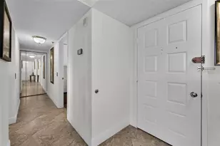 105 Lake Emerald Dr, Oakland Park, FL 33309 - Photo 20