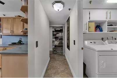 105 Lake Emerald Drive #711, Fort Lauderdale, FL 33309 - Photo 18